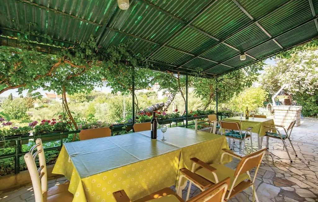 Apartmani Sandra Prpic Rab Town Pensionat